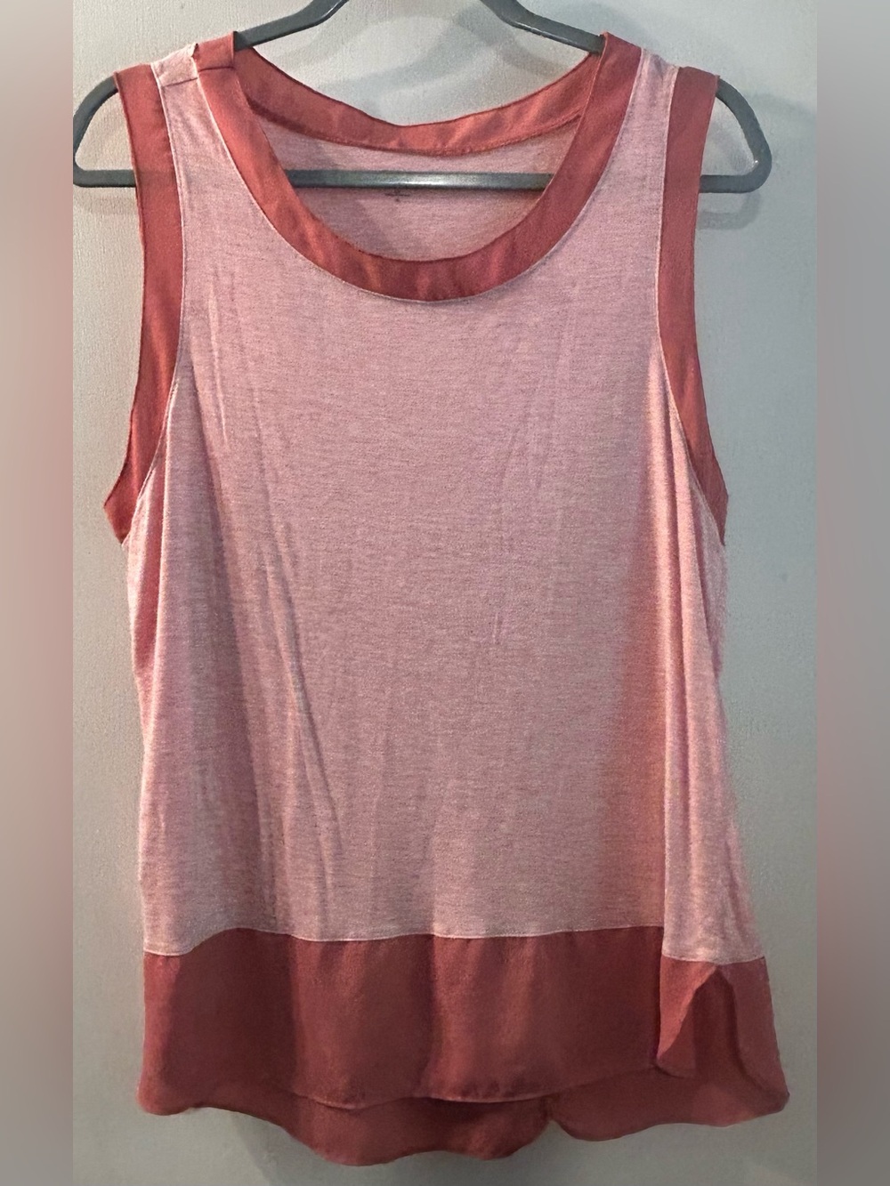 LOFT Two-Tone Dusty Pink Layered Hem Top Size xL